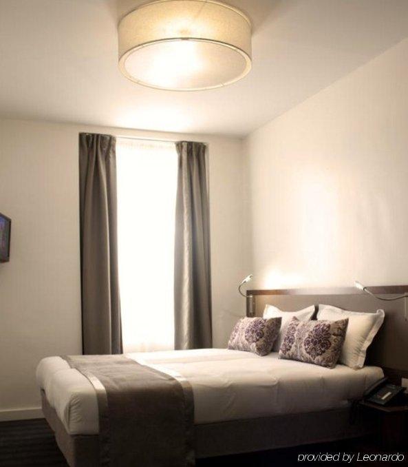 Art Hotel Batignolles Párizs Szoba fotó